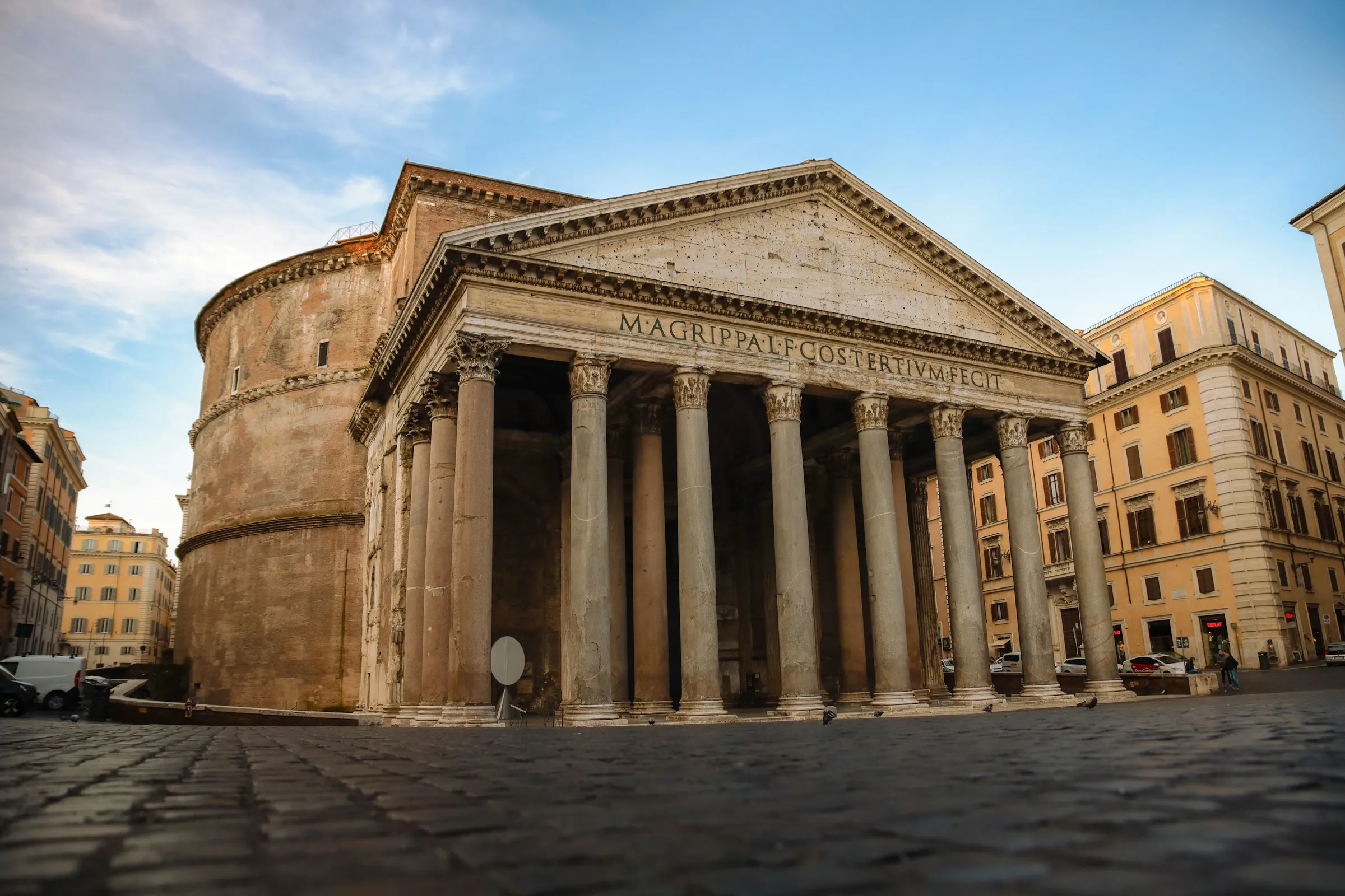 Complete Guide to the Pantheon, a Must-See Spot in Rome! From History to Highlights and Entry Information, Photo by Nelson Rodz on Unsplash